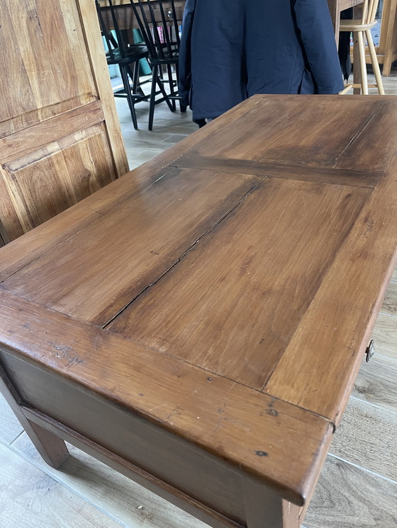 Image 1 of Vintage solid wood coffee table with 2 drawers (Farmhouse)