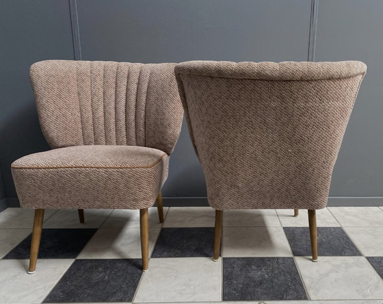 Image 1 of set van 2 bruine cocktailstoelen uit de jaren 60