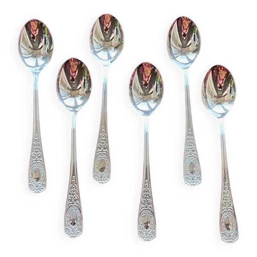 Set di cucchiaini.