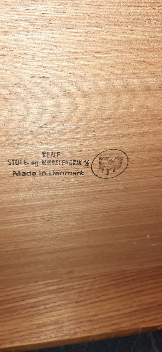 Image 1 of Table basse en teck de conception danoise