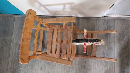 Caballito mecedora de madera antiguo