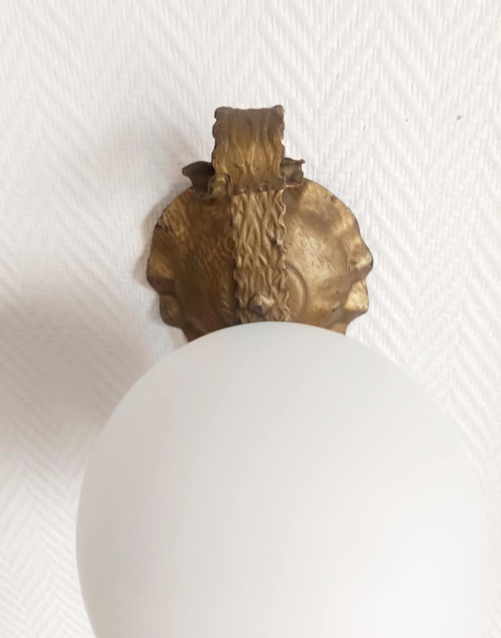 Image 1 of 2 brutalistische wandlampen van verguld metaal, circa 1970