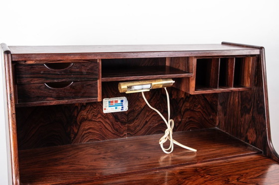 Image 1 of Secretaire, scrivania, danese in palissandro modello 37 di Arne Wahl Iversen per Vinde Mobelfabrik 1960.