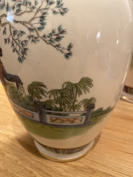 Image 1 of Chinese vaas naar de grote vaas