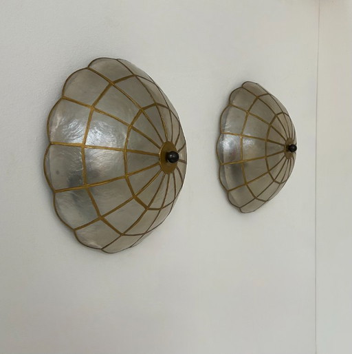Coppia di applique da parete vintage, madreperla e ottone, Francia, 1980