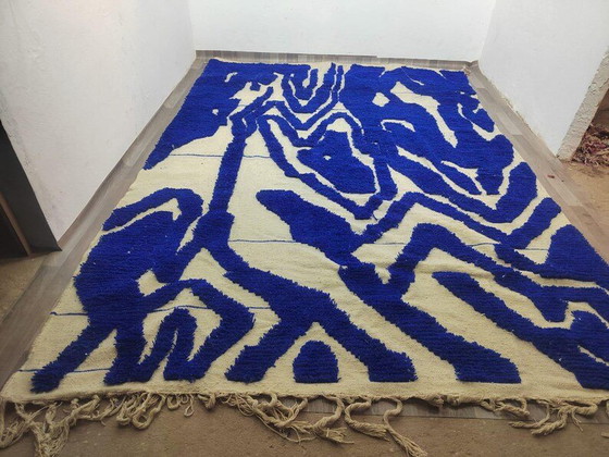 Großer Berberteppich aus ecrufarbener Wolle mit dekorativen Mustern, 300/400 cm – Teppiche & Läufer, Wool (photo 3 of 10)