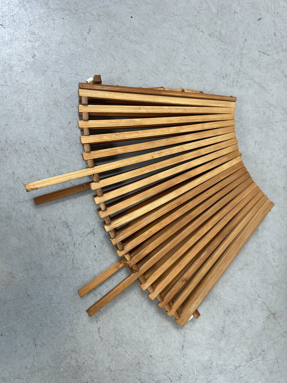 Image 1 of Vintage foldable fruit bowl - bamboo