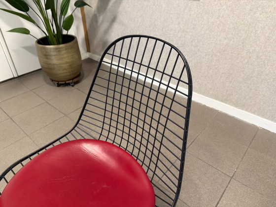 Vitra | Eames | DKR | Metallo nero e pelle rossa | 1 pezzo – Sedie da pranzo, Leather (photo 8 of 11)