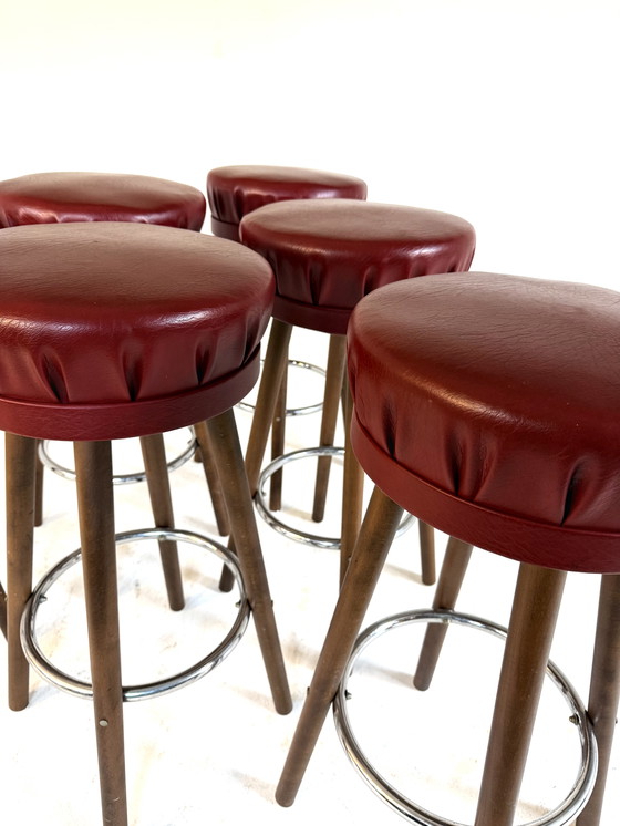 Image 1 of Ensemble de 6 tabourets de bar vintage des années 70