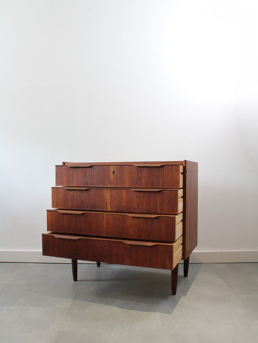Vintage Danish Chest of Drawers in Teak