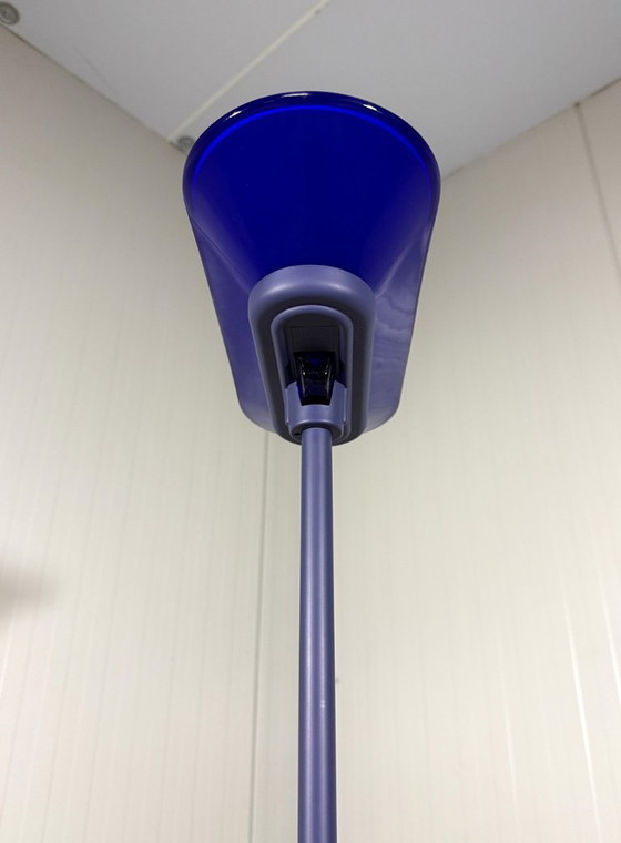 Image 1 of Lampadaire Arteluce Jill A380 bleu, Italie, années 1970