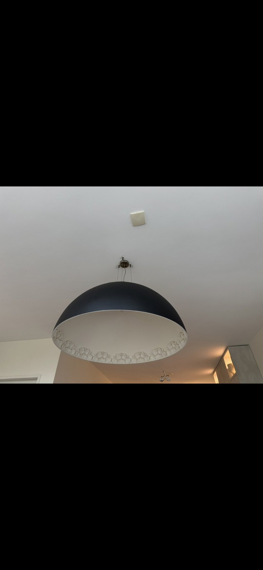 Kunstlicht cup 100 Flos Skygarden zwart crème
