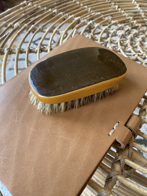 Man Hat Brush