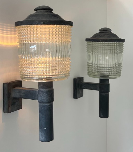 Paar vintage Perzel 1120 wandlampen, holofaan glas, Frankrijk 1950