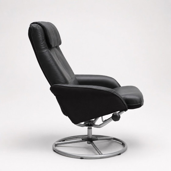 Image 1 of IKEA leren draaibare fauteuil met voetenbank — Verstelbare Scandinavische loungestoel