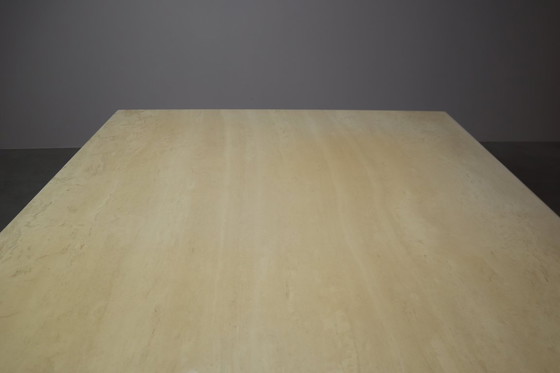 Image 1 of  Esstisch aus Travertin mit skulpturalem Sockel, Italien 1960er Jahre