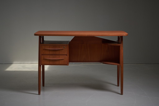 Tiebergaard Desk By Gunnar Nielsen