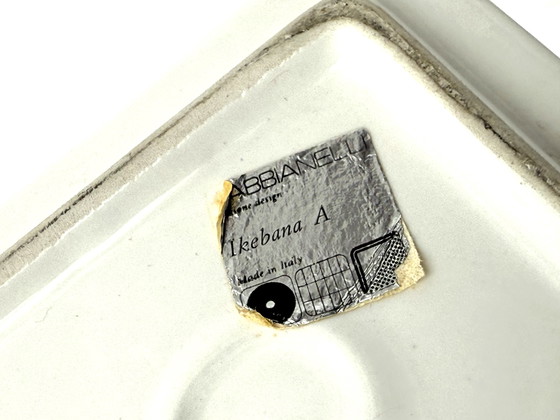 Image 1 of Estudio OPI, Jarrón/cenicero de cerámica Ikebana de estilo espacial blanco, Gabbianelli Italia, ca. 1970