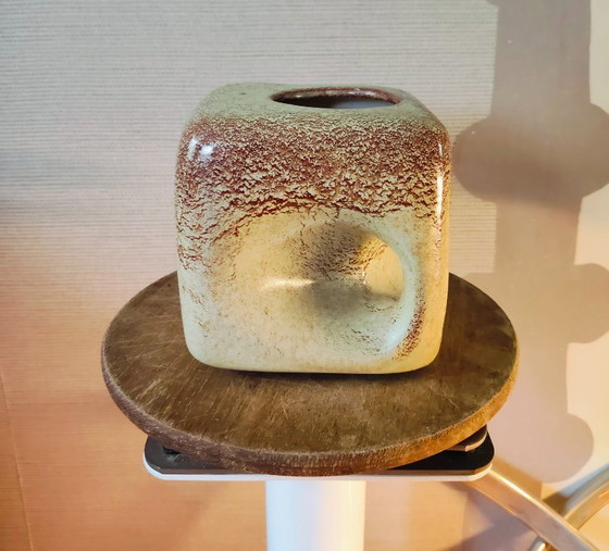 Bertoncello chimney vase, designed by Roberto Rigon – Ceramic (photo 7 of 10)