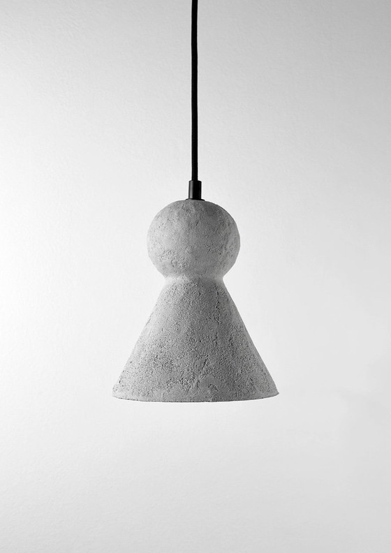 Image 1 of LOVER 02 Designer-Pendelleuchte von Rodrigo Vairinhos "NEO", Mineralbeton