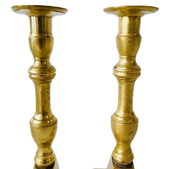 Image 1 of Juego de candelabros pesados de latón dorado flamenco cuadrado 1900s