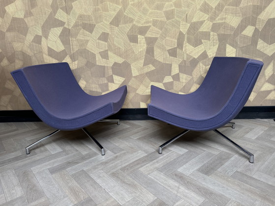 Image 1 of 1 Paarse Design Fauteuil