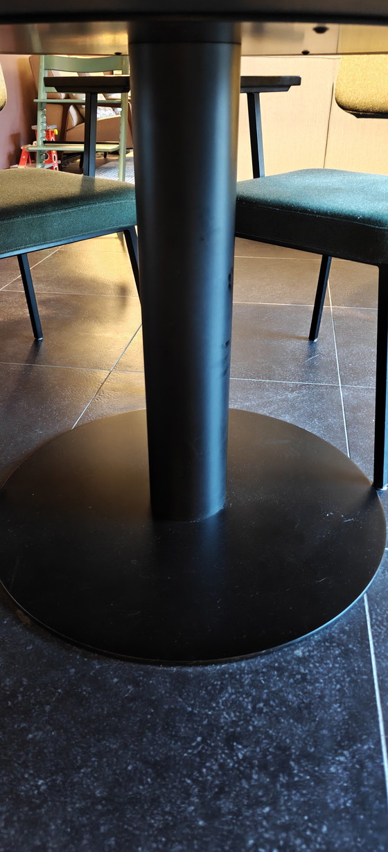 Image 1 of Mesa &Tradition In Between ø130 cm, negra