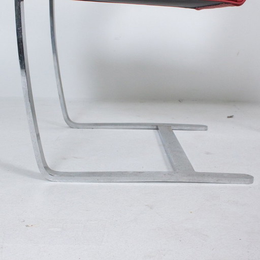 BRNO Poltrona rossa modernista attribuita a Ludwig Mies van der Rohe - Knoll International