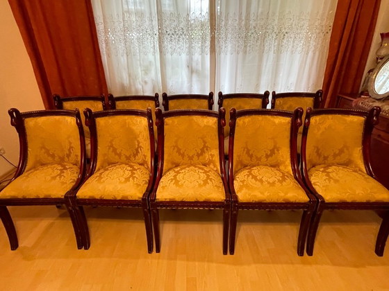 Set di 12 Sedie da Pranzo Stile Impero – Intagli a Collo di Cigno – Textile, Wood (photo 9 of 12)