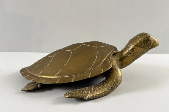 Image 1 of Hollywood Regency, scultura di tartaruga in ottone/scatola/tartaruga a becco di civetta, Francia, anni '70