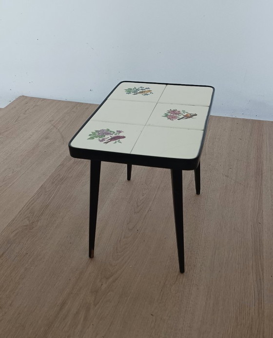 Image 1 of Table d'appoint Vaza Roden avec tableau en carreaux