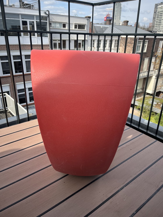 Image 1 of Ron Arad, presidente di Voido