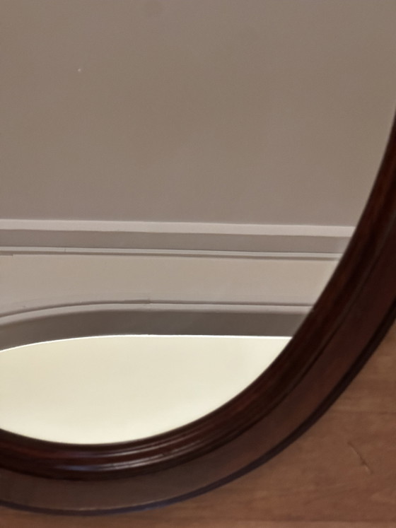 Miroir ovale vintage en bois teinté – 66 × 48,5 cm – Wood, Glass (photo 6 of 15)