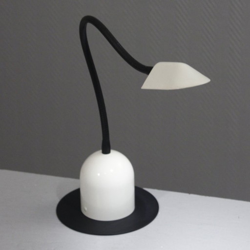 Lampada da scrivania alogena dal design postmoderno, stile Memphis, anni '80
