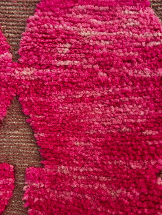 Image 1 of Pink Moroccan Mrirt Wool Rug 160x200 cm – Handwoven Berber Carpet