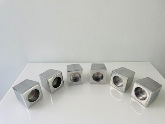 Image 1 of Ensemble de 6 porte-bougies chauffe-plat géométriques en acier inoxydable – motif cubiste