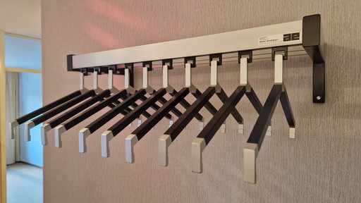 Aestic steel coat rack