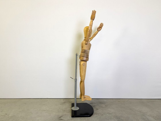 Figura articulada artística de tamaño infantil, años 80 – Esculturas, Metal, Madera (photo 7 of 15)