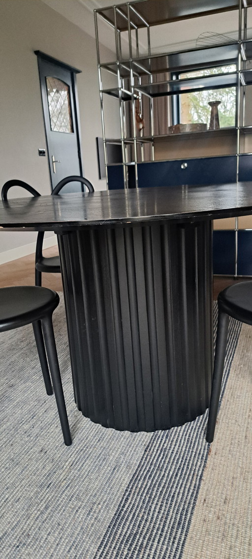 Round dining table HK Living