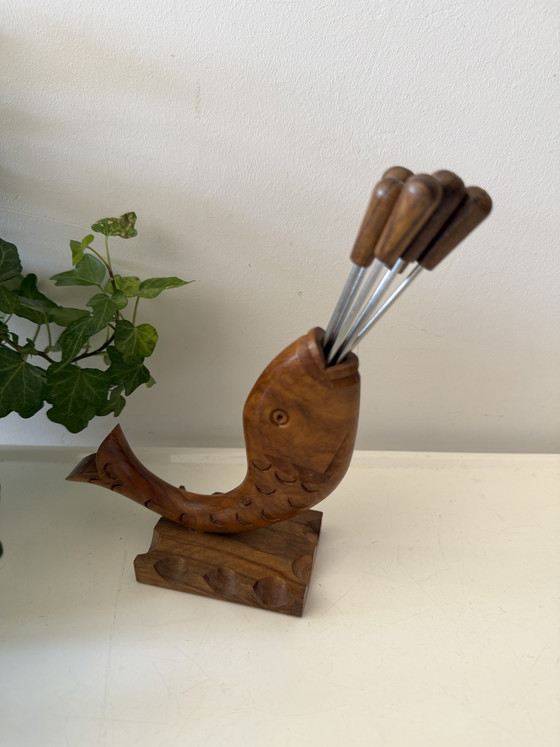 Image 1 of Palillos de cóctel de madera en soporte, década de 1970.