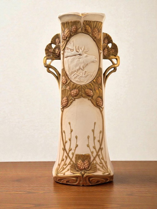 Art Nouveau vaas Royal Dux Bohemia hert 1900 - H.41cm