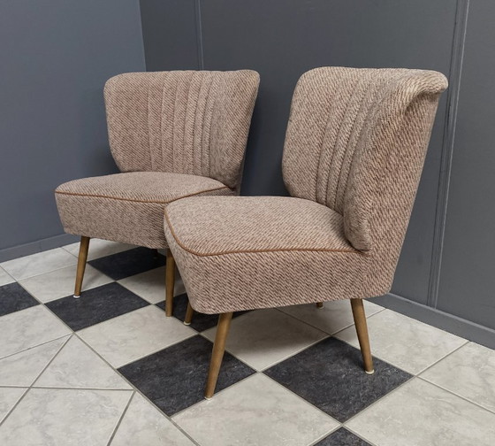 Image 1 of set van 2 bruine cocktailstoelen uit de jaren 60