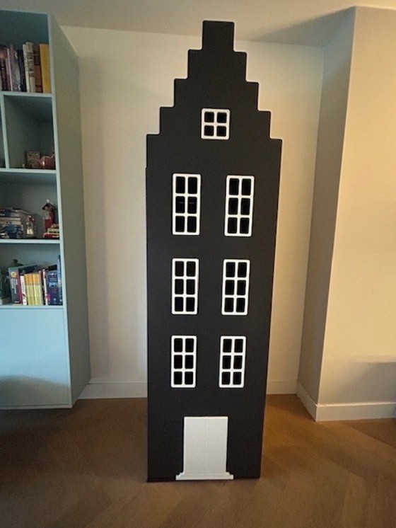 Image 1 of Amsterdam stepped gable of Kast van een Huis