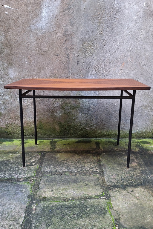 Table d'appoint ou à repas années 50