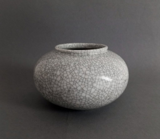 Augarten Bauhaus/Art Deco crackle porcelain vase, 1940, Vienna, rare