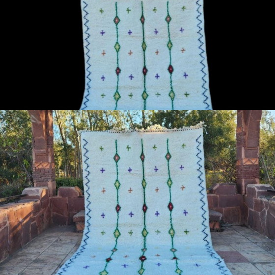 Image 1 of Tapis Marocain Coloré en laine naturelle. Tissé par des artisans