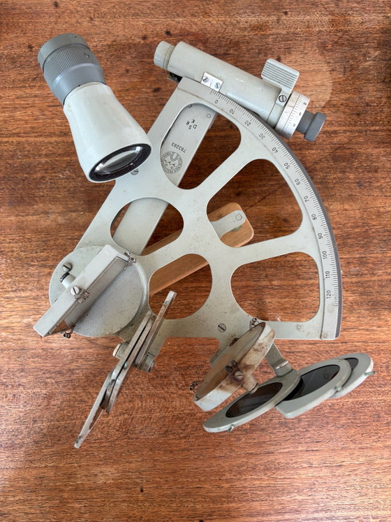 Sestante – Freiberger Präzisionsmechanik, Oggetti decorativi, Vetro, Metallo (photo 4 of 5)