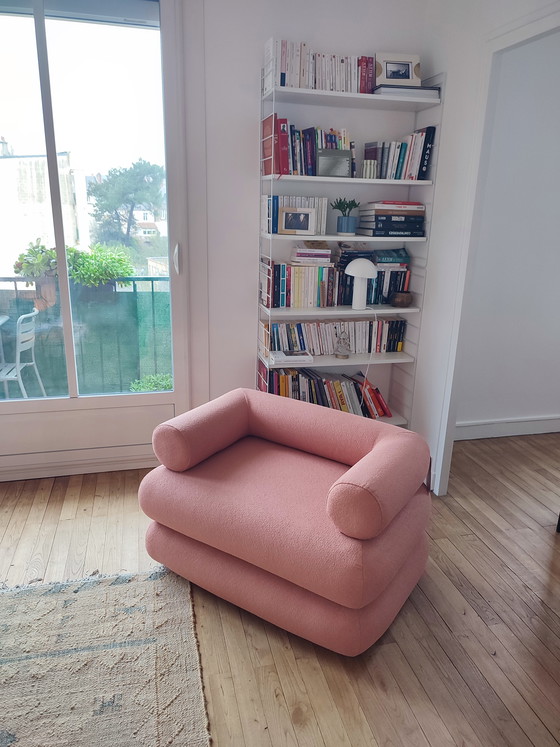 Image 1 of Sillón Marigold, colaboración entre Fleur Delesalle y Monoprix.