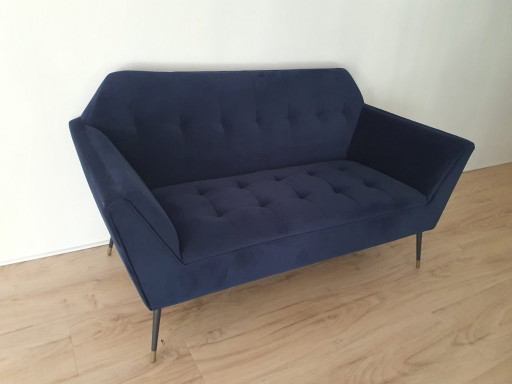 Sofá Dutchbone Kate – Terciopelo azul