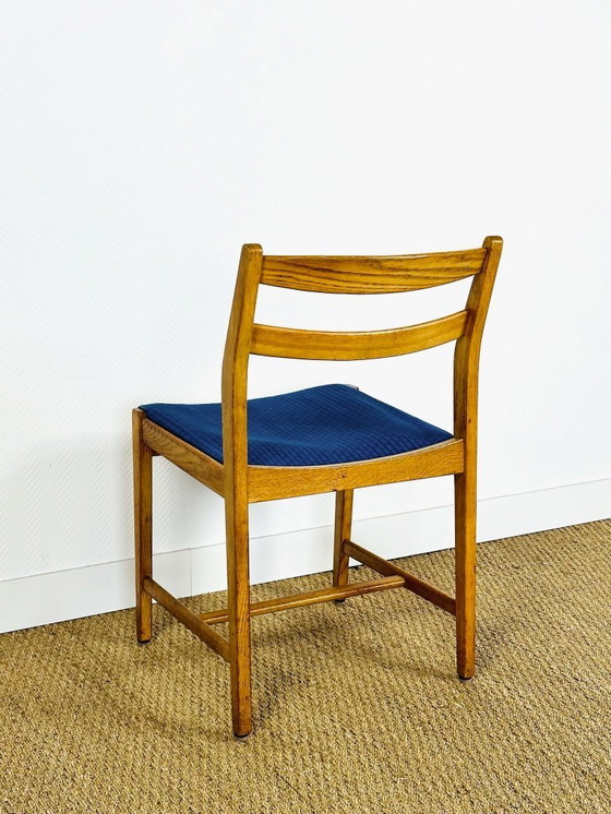 Image 1 of Set di 6 sedie da pranzo vintage in rovere e tessuto blu, 1960